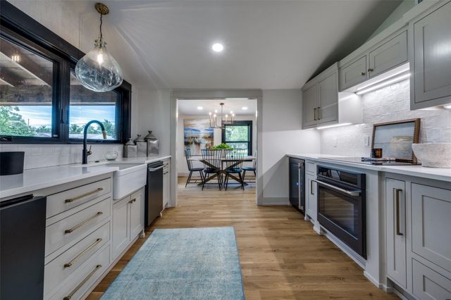 203 Evans Street, Lake Bridgeport, TX 76426