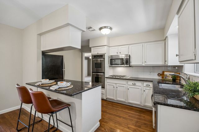 9077 Longmont Drive, Dallas, TX 75238