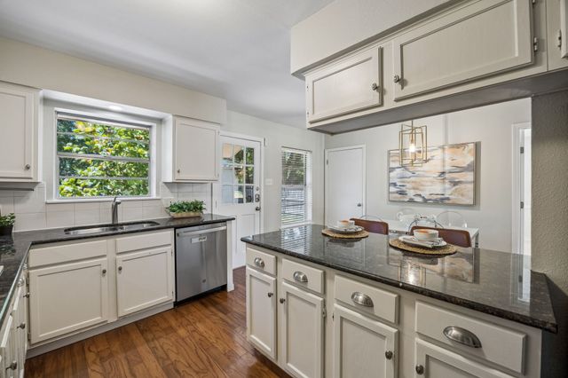 9077 Longmont Drive, Dallas, TX 75238