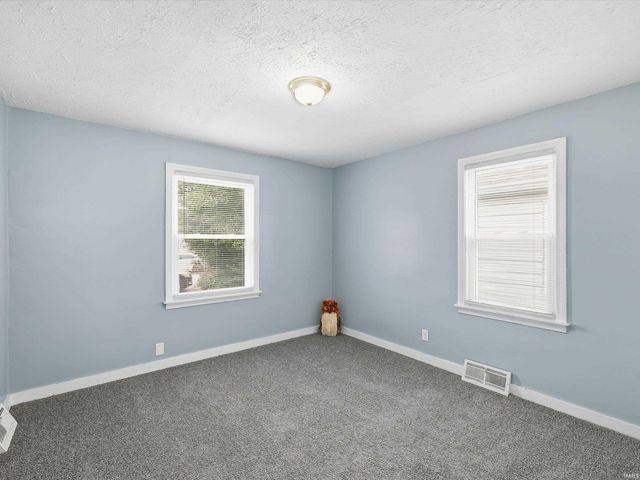 1401 Jackson Avenue, Evansville, IN 47714