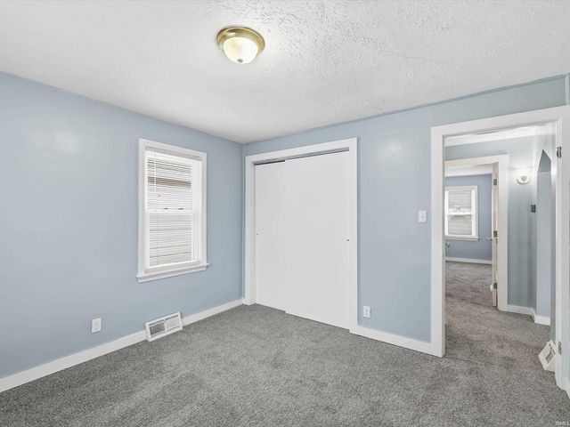 1401 Jackson Avenue, Evansville, IN 47714