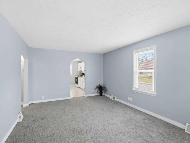 1401 Jackson Avenue, Evansville, IN 47714