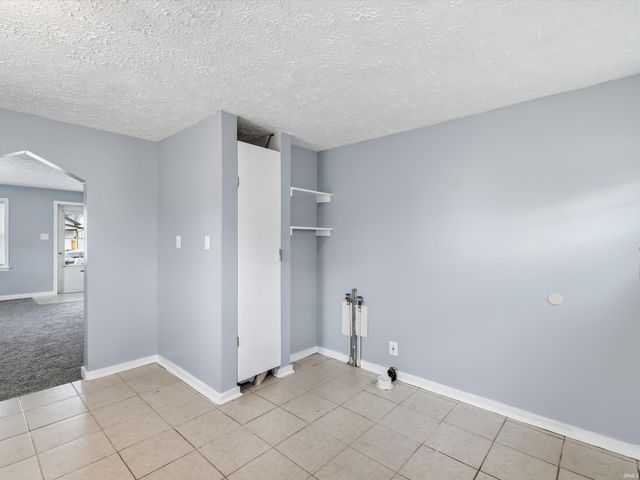 1401 Jackson Avenue, Evansville, IN 47714