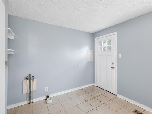 1401 Jackson Avenue, Evansville, IN 47714