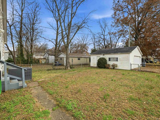 1401 Jackson Avenue, Evansville, IN 47714