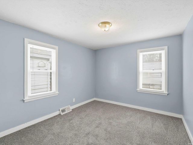 1401 Jackson Avenue, Evansville, IN 47714