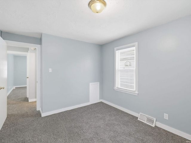 1401 Jackson Avenue, Evansville, IN 47714