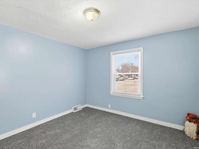 1401 Jackson Avenue, Evansville, IN 47714