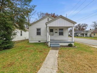 1401 Jackson Avenue, Evansville, IN 47714