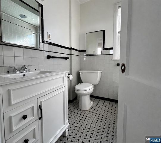 234 Brook Avenue 2, Passaic, NJ 07055