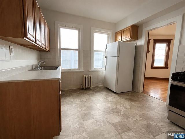 234 Brook Avenue 2, Passaic, NJ 07055