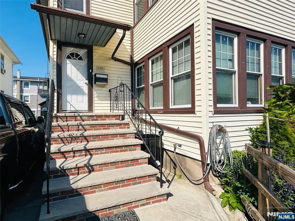 234 Brook Avenue 2, Passaic, NJ 07055