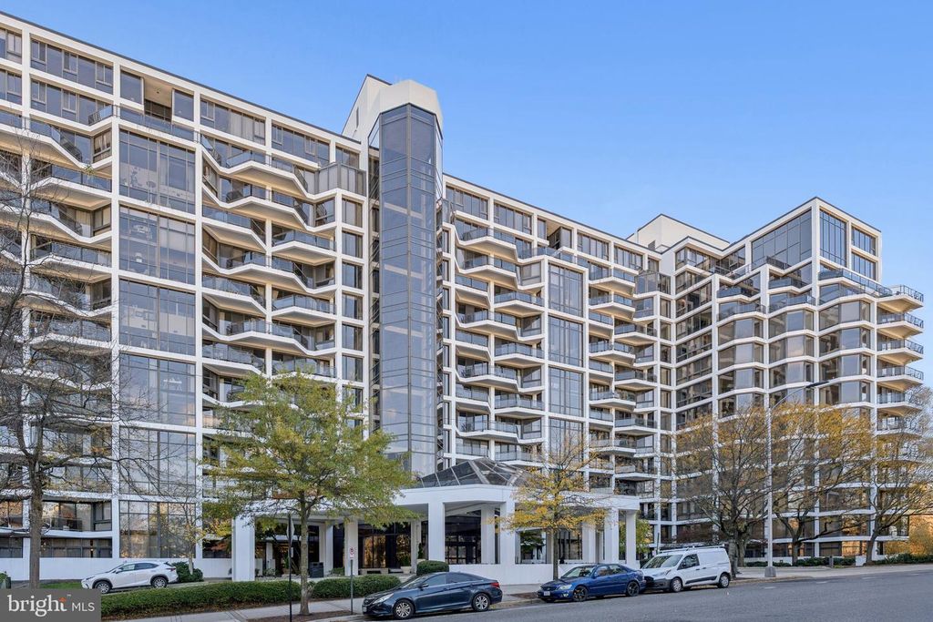 1530 KEY BLVD #929, Arlington, VA 22209