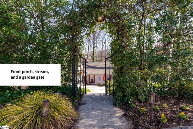 107 Stone Ridge Court, Greer, SC 29650