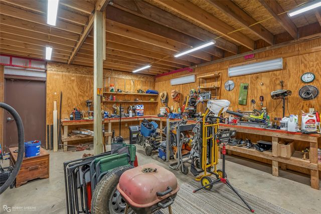 6340 Pine Hill Road, Shreveport, LA 71107