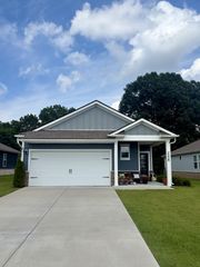 7258 Lang Ave, White House, TN 37188