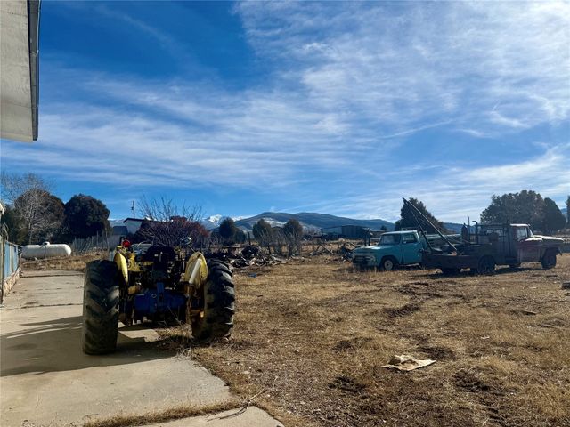 82 Private Drive 1305, Truchas, NM 87578