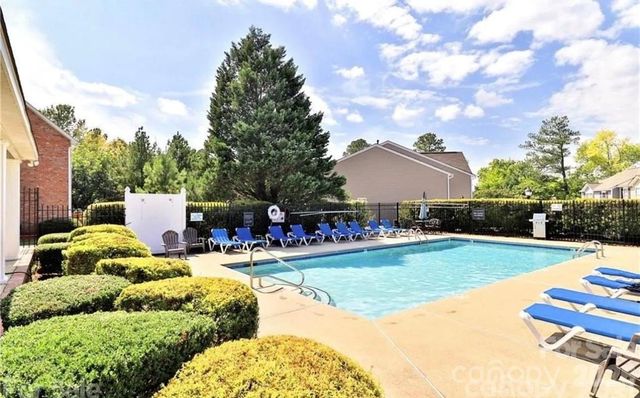 6918 Misty Pine Lane, Charlotte, NC 28217