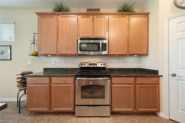 2466 Ashbury CIR, Cape Coral, FL 33991