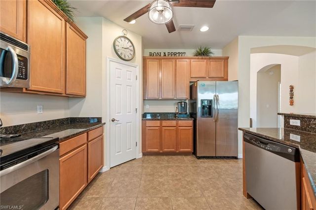 2466 Ashbury CIR, Cape Coral, FL 33991