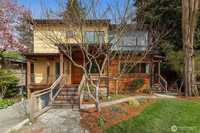 8049 44th Avenue NE, Seattle, WA 98115