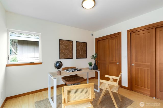 8049 44th Avenue NE, Seattle, WA 98115