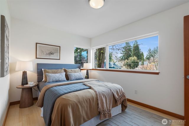 8049 44th Avenue NE, Seattle, WA 98115