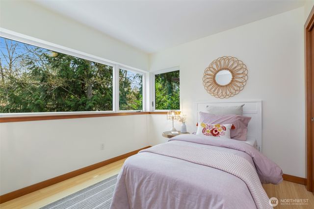 8049 44th Avenue NE, Seattle, WA 98115