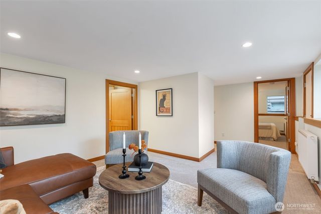 8049 44th Avenue NE, Seattle, WA 98115