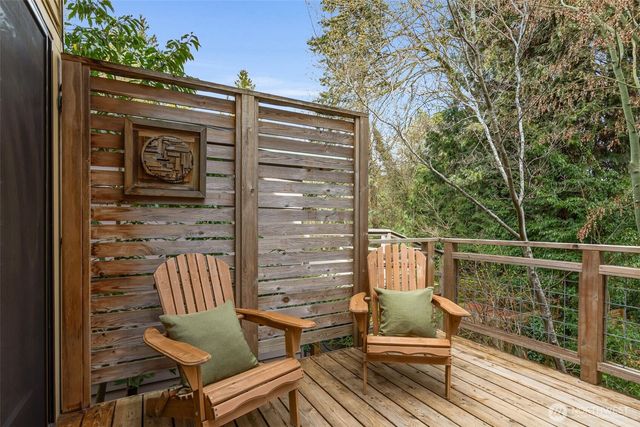 8049 44th Avenue NE, Seattle, WA 98115