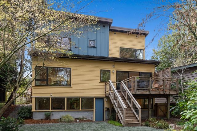 8049 44th Avenue NE, Seattle, WA 98115
