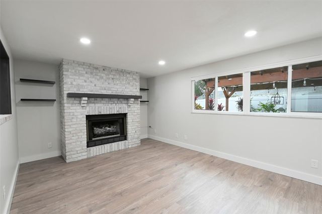 11987 106TH AVENUE, Seminole, FL 33778