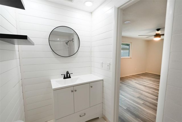 11987 106TH AVENUE, Seminole, FL 33778