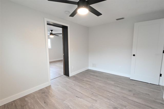 11987 106TH AVENUE, Seminole, FL 33778