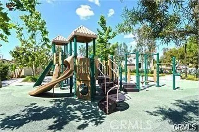 27 Donovan, Irvine, CA 92620