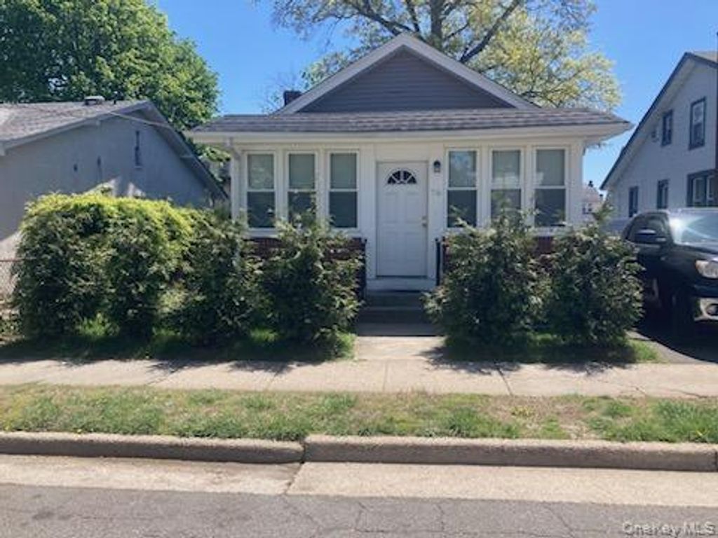 76 Van Cott Avenue, Hempstead, NY 11550