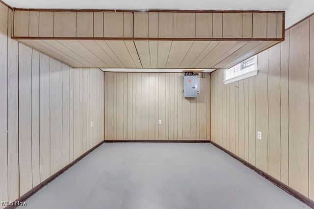 18023 Fairway Drive, Cleveland, OH 44135