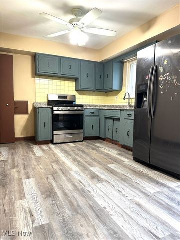 18023 Fairway Drive, Cleveland, OH 44135