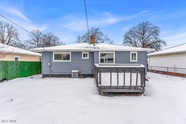 18023 Fairway Drive, Cleveland, OH 44135