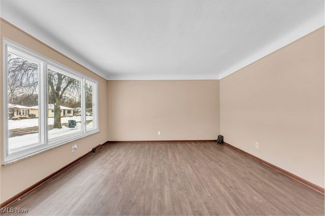 18023 Fairway Drive, Cleveland, OH 44135