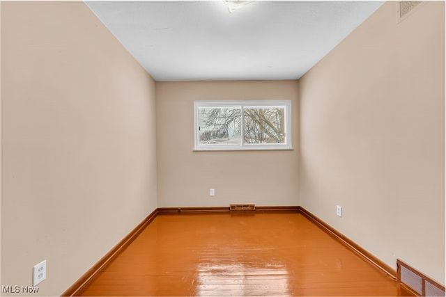 18023 Fairway Drive, Cleveland, OH 44135