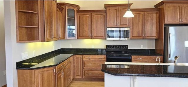440 Grandview Drive, Waunakee, WI 53597