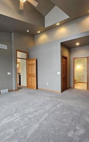 440 Grandview Drive, Waunakee, WI 53597
