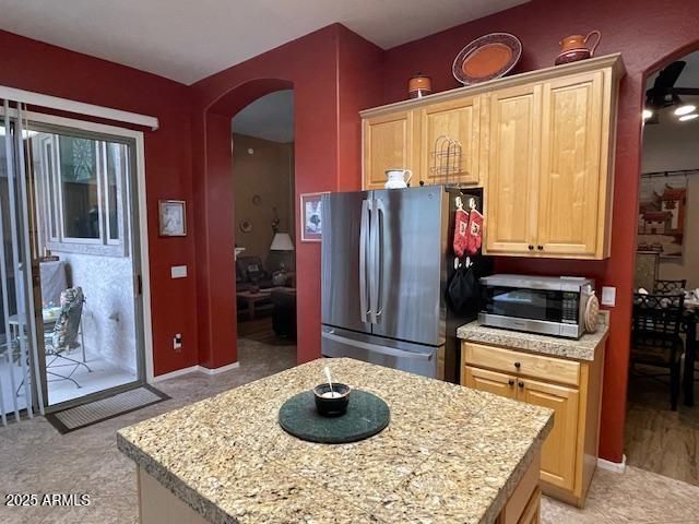 16809 W BRADFORD Way W, Surprise, AZ 85374