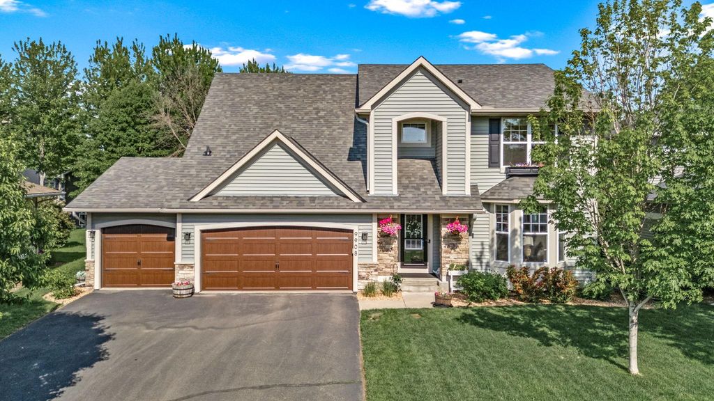 9908 Toledo Drive N, Brooklyn Park, MN 55443