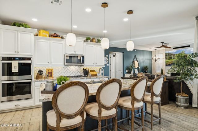 20741 W MINNEZONA Avenue, Buckeye, AZ 85396