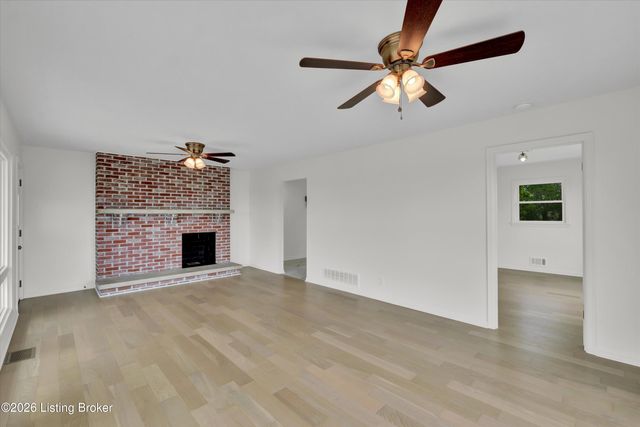 334 S Bardstown Rd, Mt Washington, KY 40047