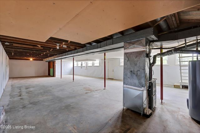 334 S Bardstown Rd, Mt Washington, KY 40047