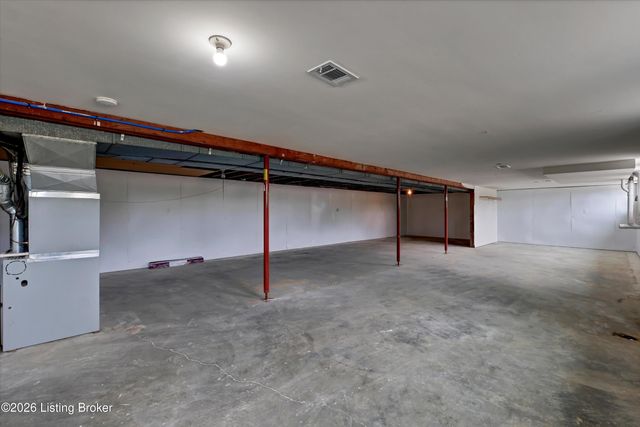 334 S Bardstown Rd, Mt Washington, KY 40047