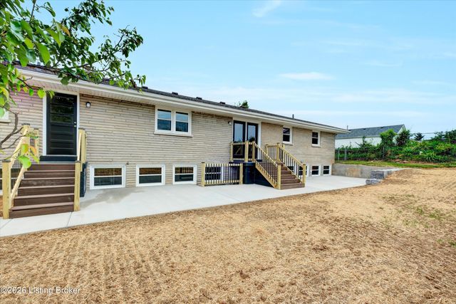 334 S Bardstown Rd, Mt Washington, KY 40047